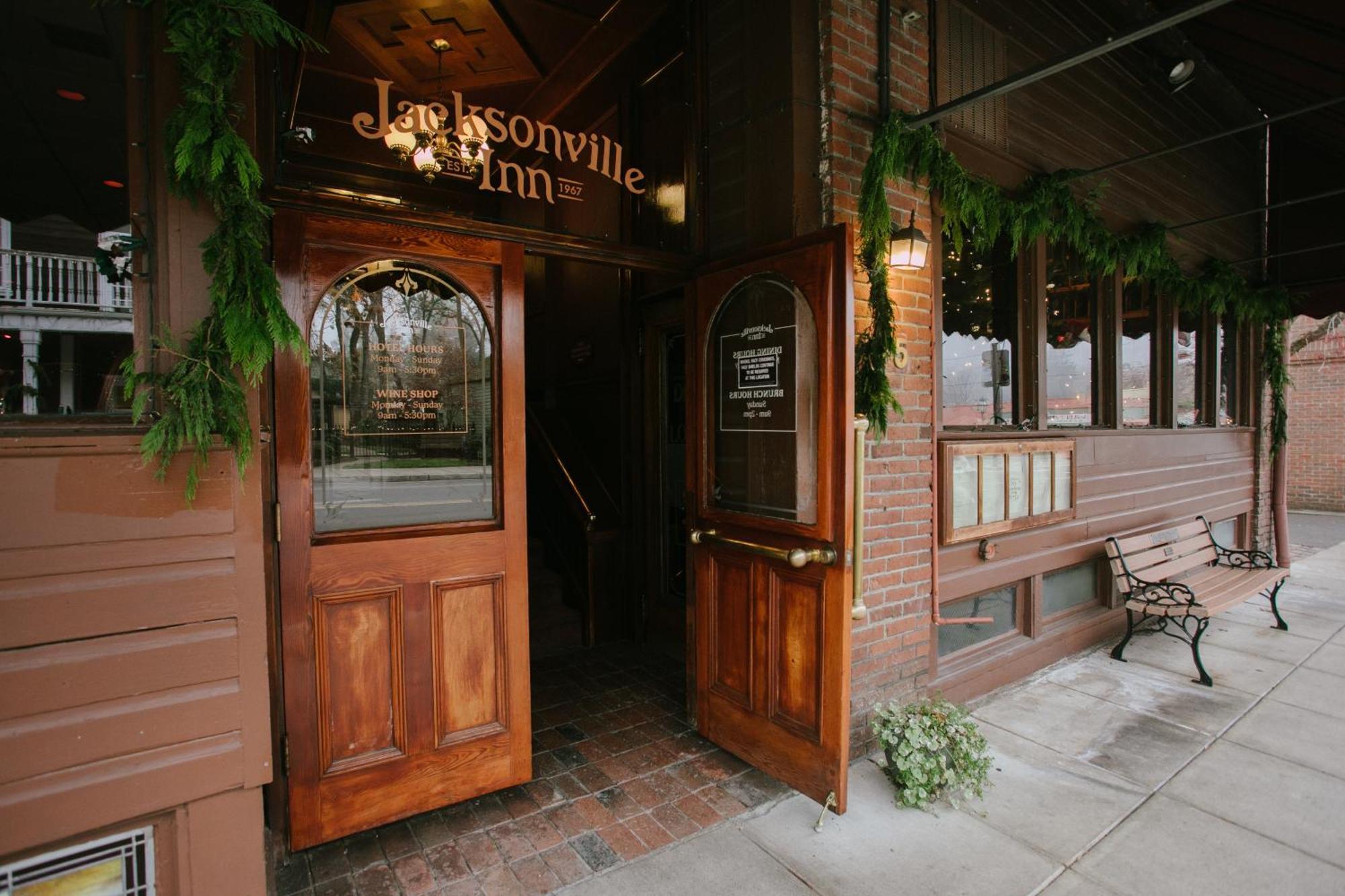 Historic Jacksonville Inn Exterior photo